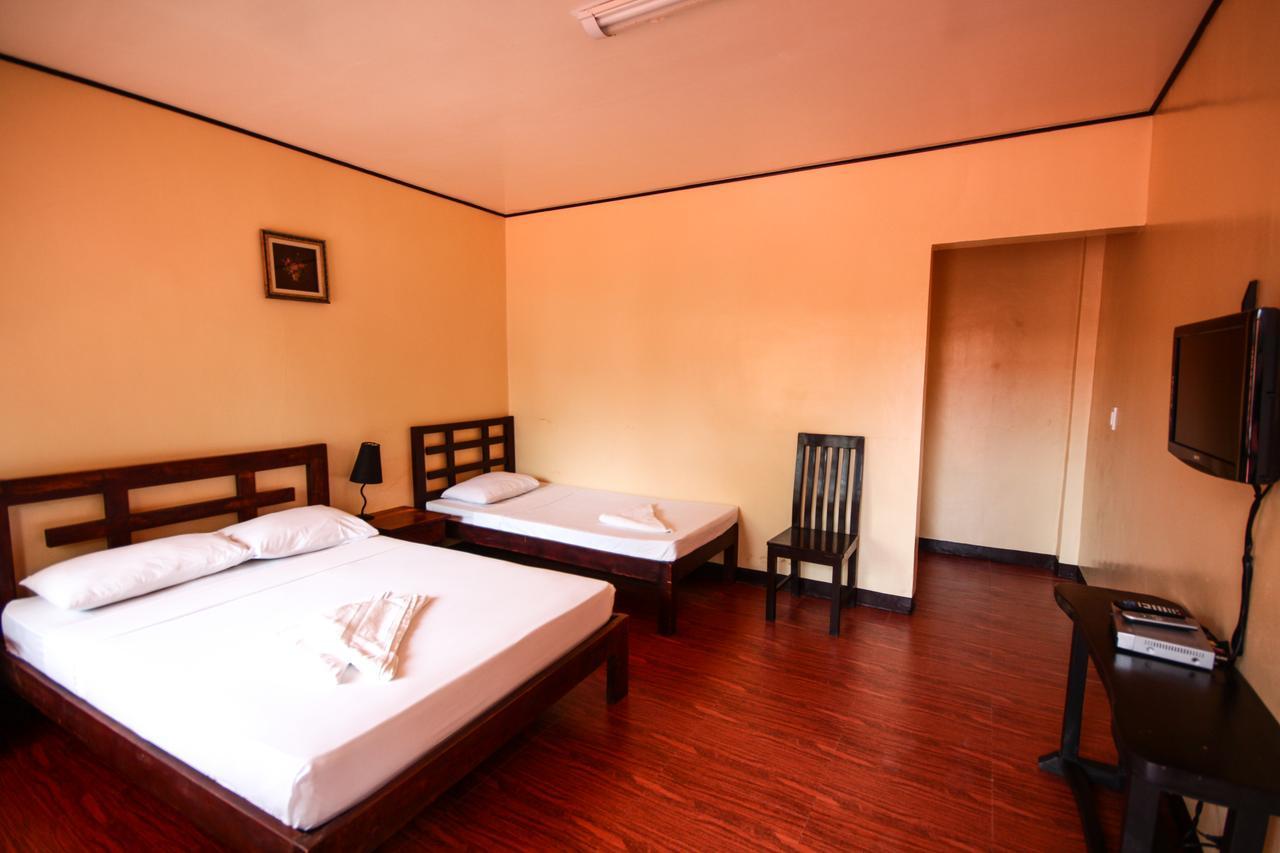 Bella Beach Resort Batangas 리안 외부 사진