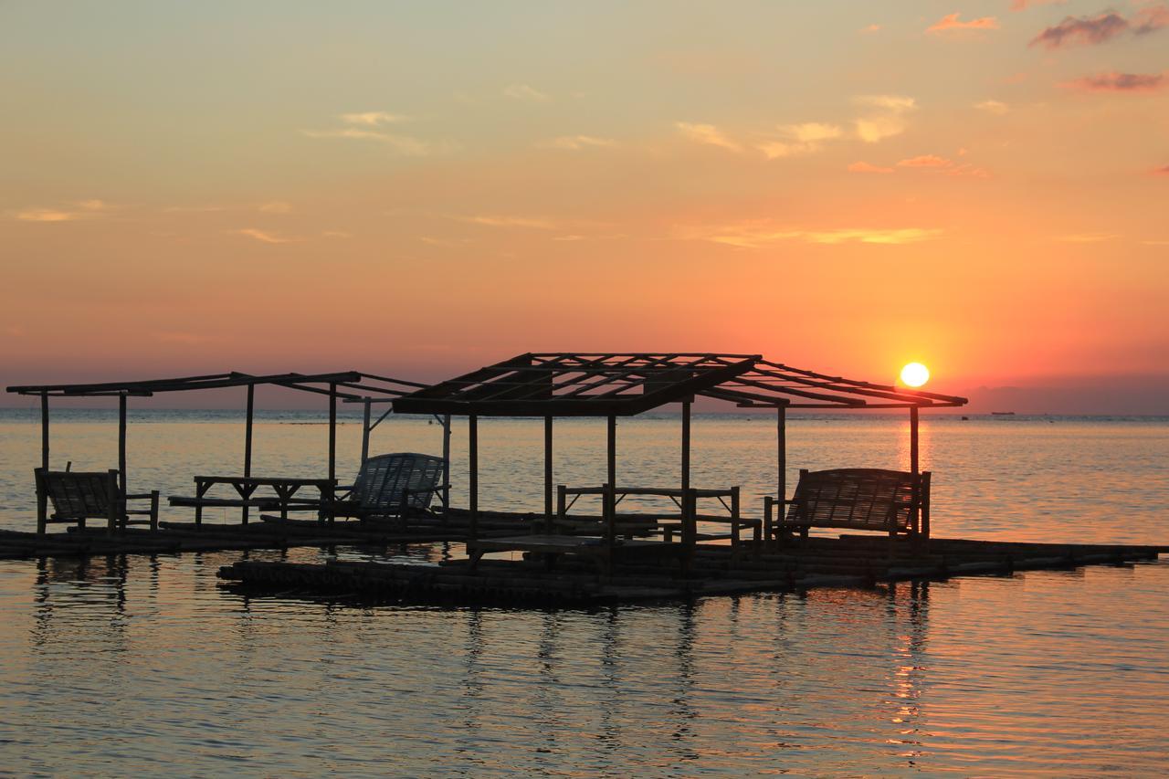 Bella Beach Resort Batangas 리안 외부 사진